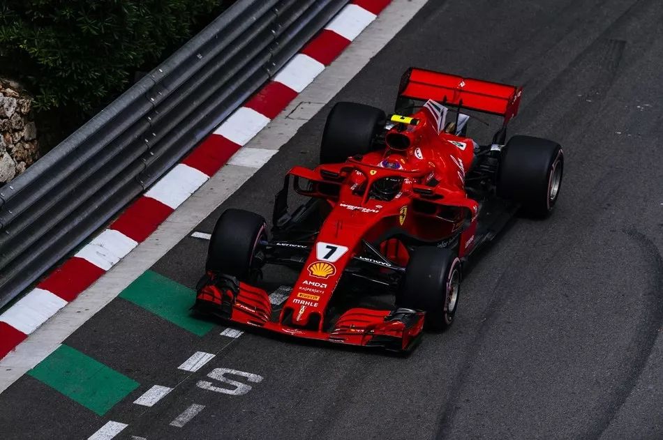 索伯车队险胜红牛二队，阿隆索关键制胜