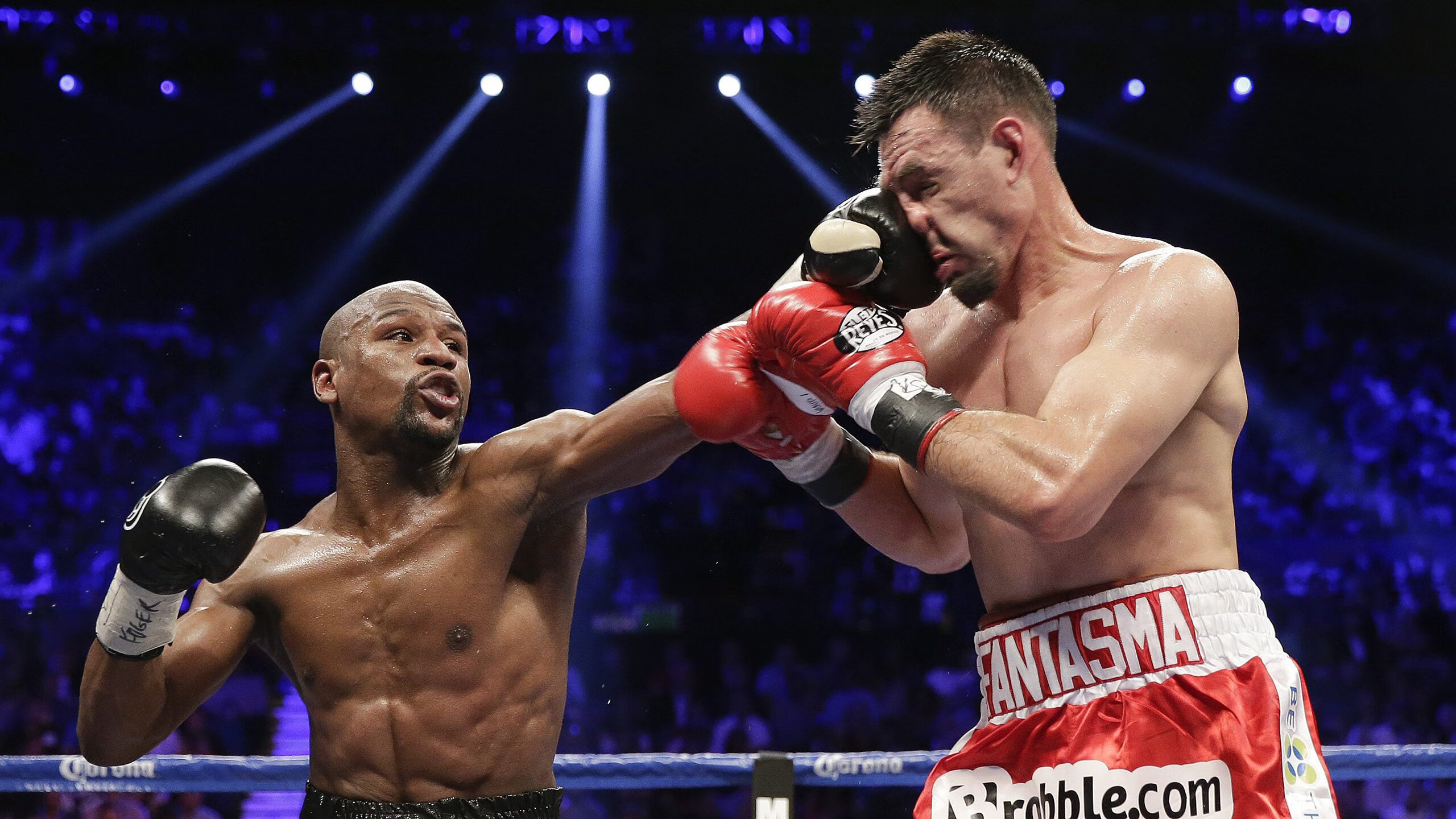 年度焦点之战之夜，罗德里戈关键回合不手软