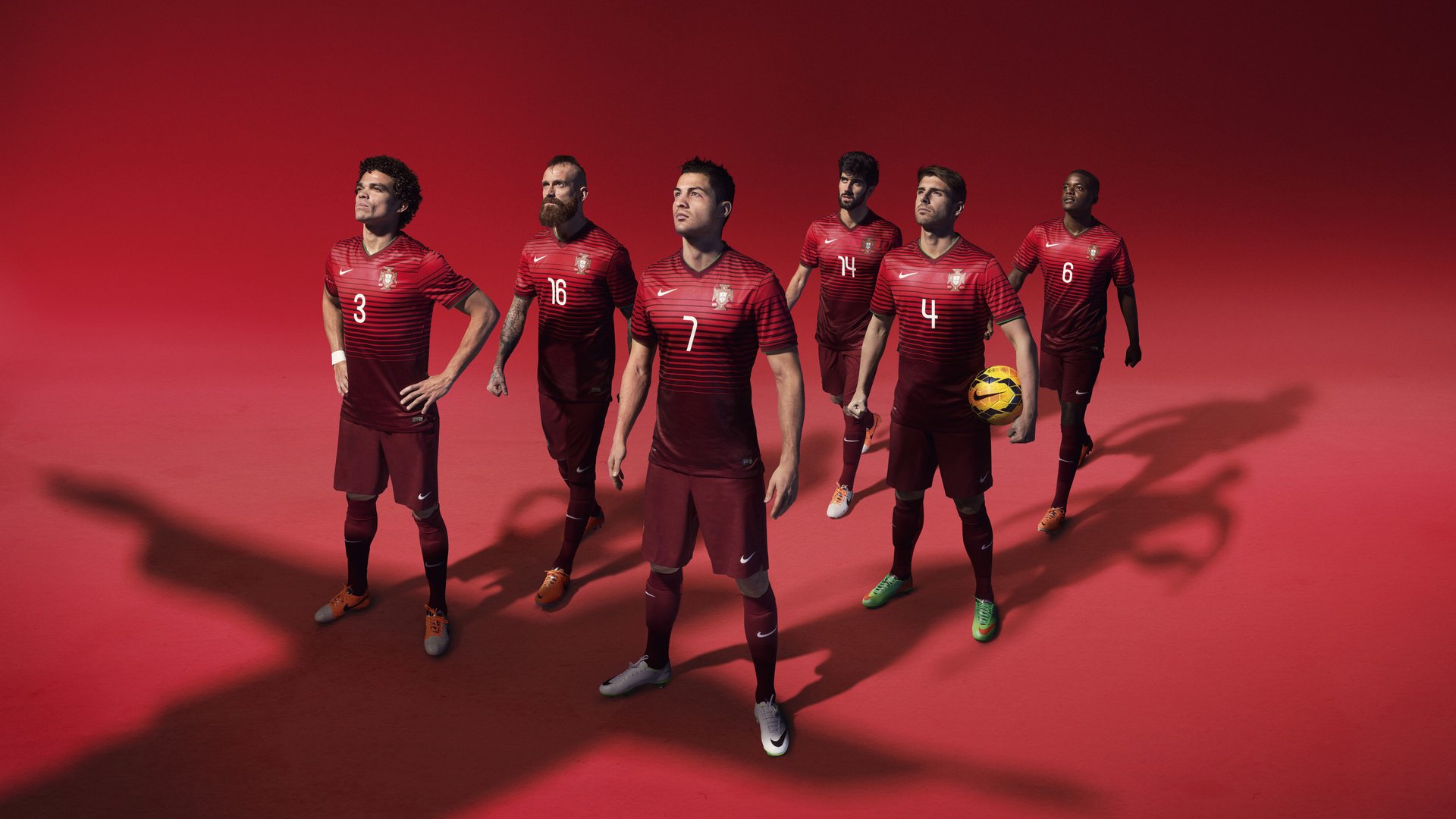 双星闪耀，埃及军团正面击溃南非，穆勒在意甲焦点战接管比赛